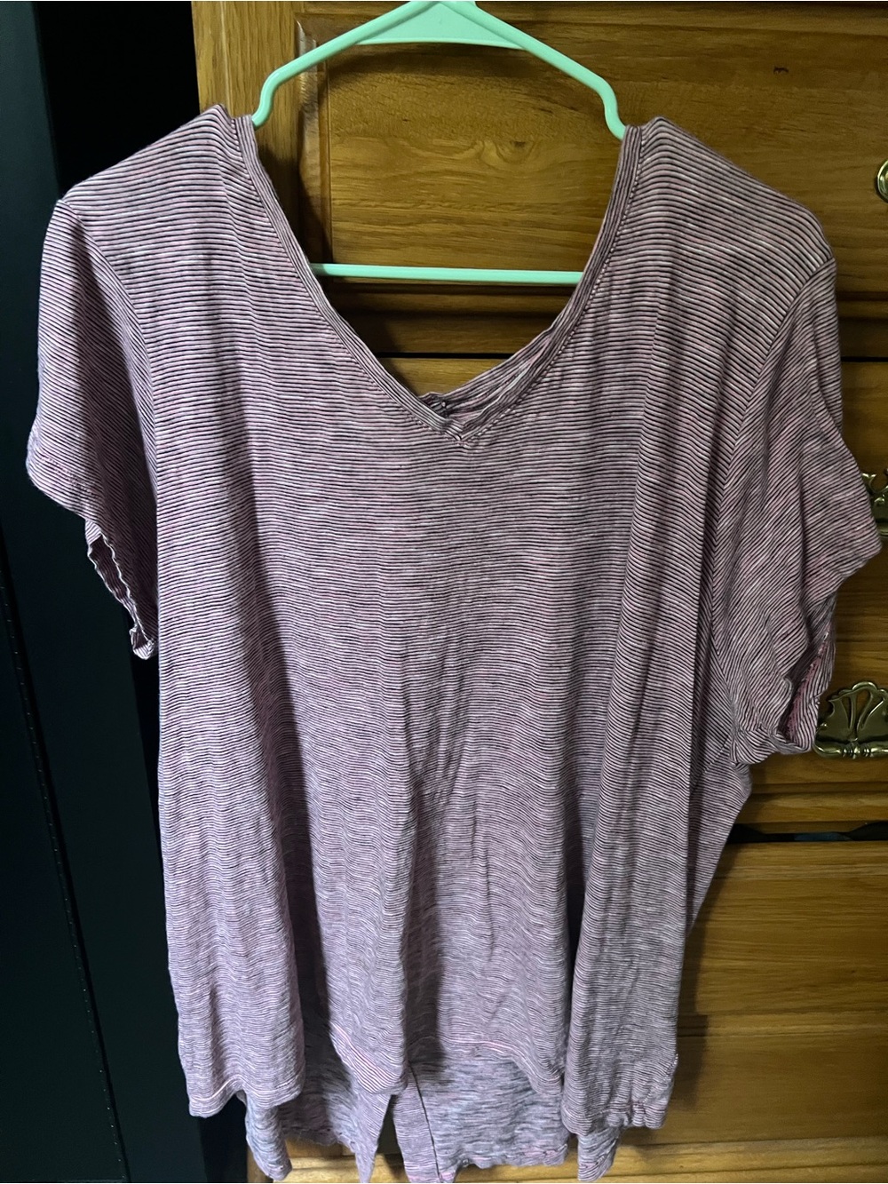 Ruff Hewn Mauve-Striped V-Neck Short Sleeve Tee